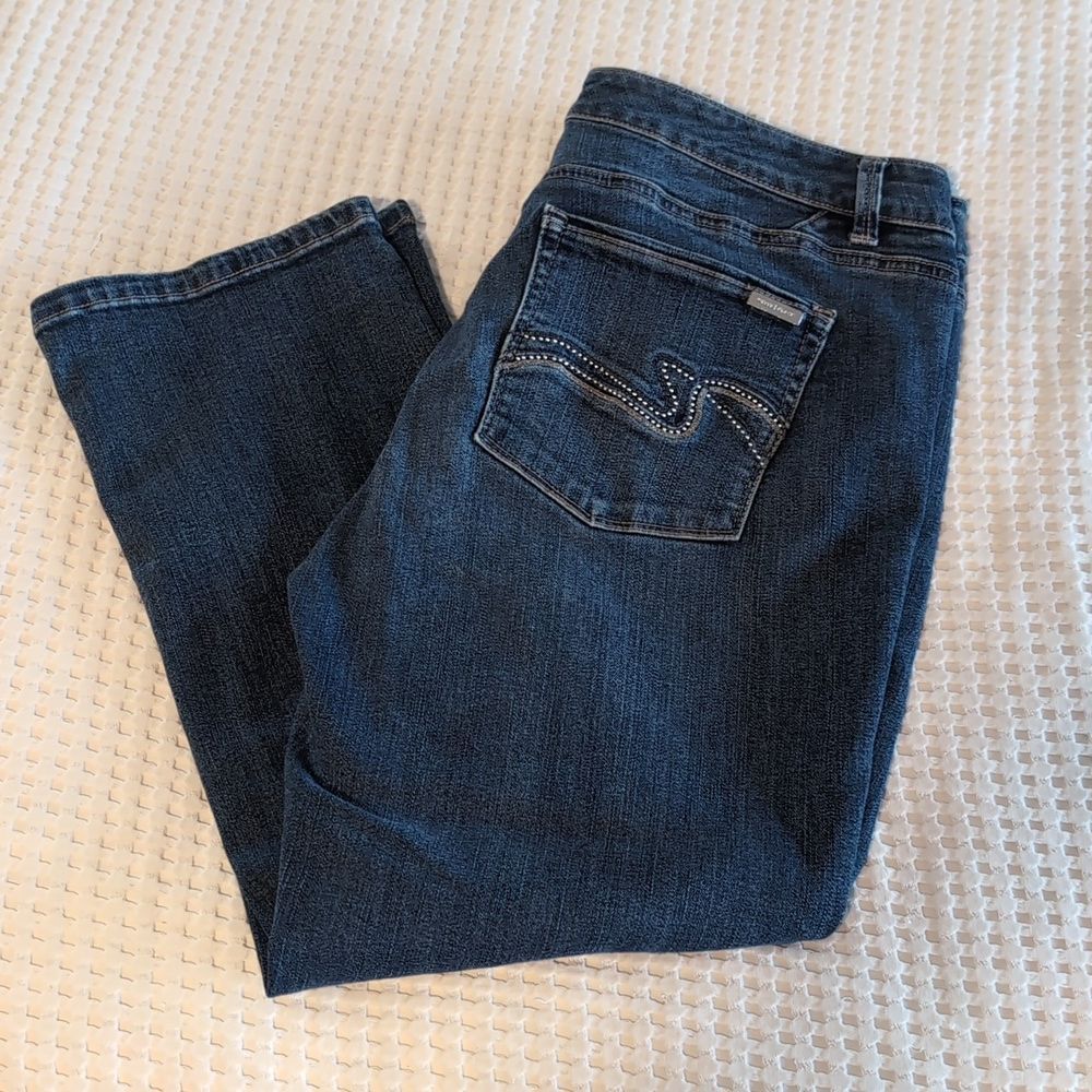 White House Black Market jeans crop leg size 12
